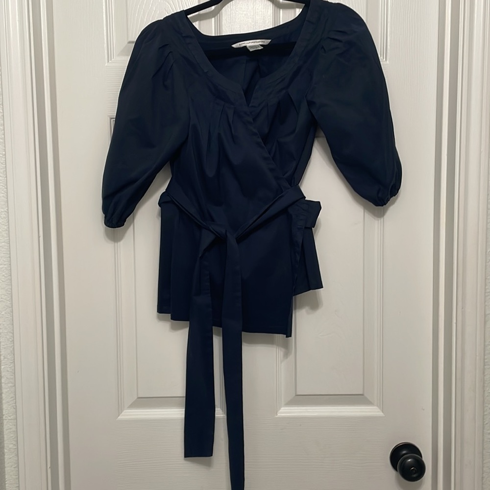 Diane Von Furstenberg Keonette Navy Top - Size 2